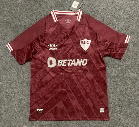 22-23 Fluminense third