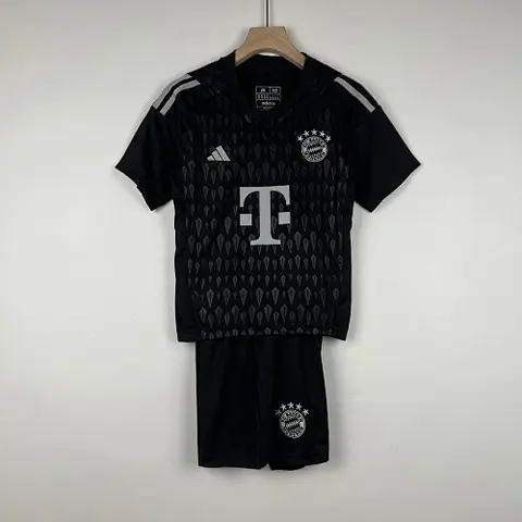 23-24 Bayern Black Goalkeeper kid kit