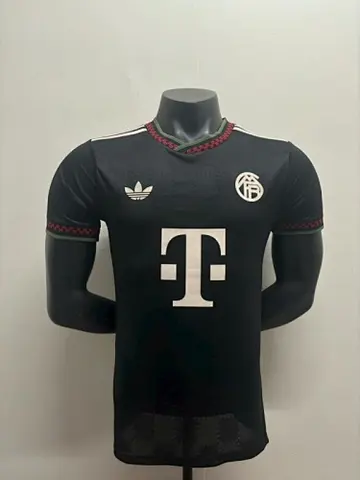 Maillot de football 25-26 Bayern — Troisième maillot · Version joueur