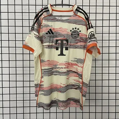 25-26 Bayern away jersey