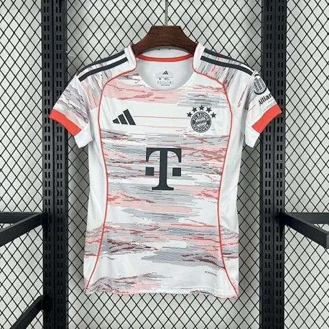 25-26 Bayern away woman jersey