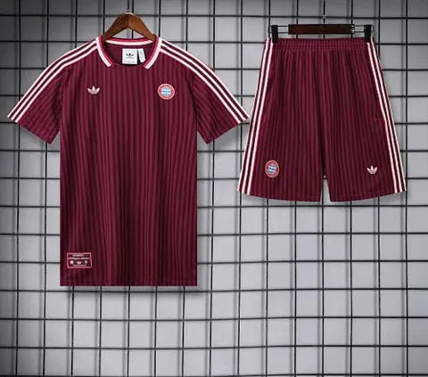 25-26 Bayern red training suit