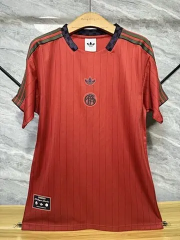 Bayern Munich 2025/26 Red retro Player version jersey size S-2XL