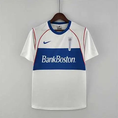 2002 La Católica home