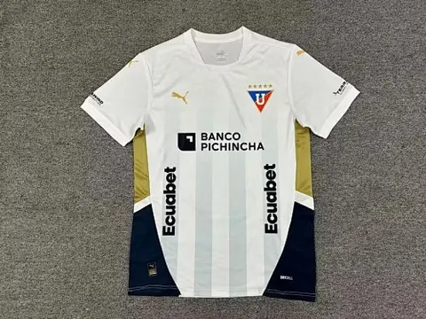 25-26 Universidad Catolica Quito away jersey