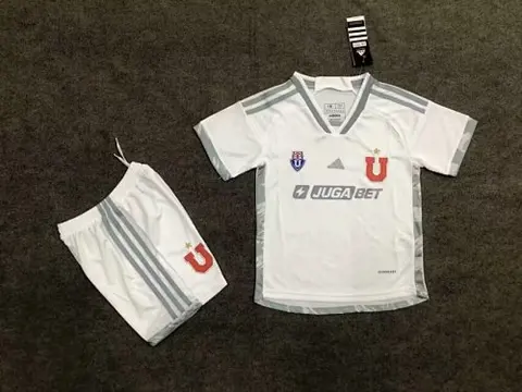 24-25 Universidad de Chile away white kid kit