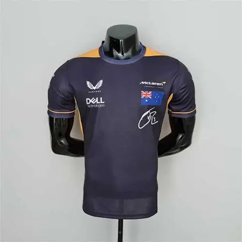 2022 F1 Formula One; McLaren col rond