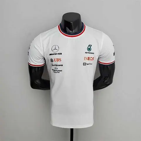 F1 Formula One 2022 Mercedes blanc