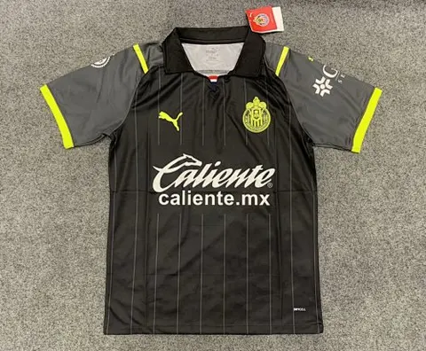 21-22 Chivas away