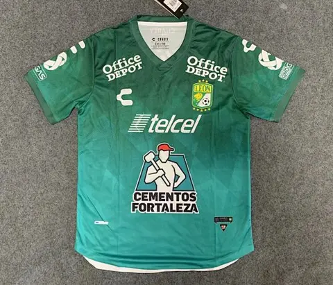 21-22 Leon home
