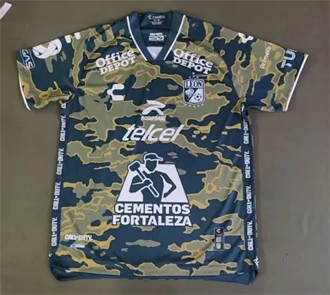 23-24 Leon third away jersey