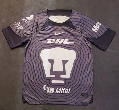 22-23 Pumas dark gray goalkeeper
