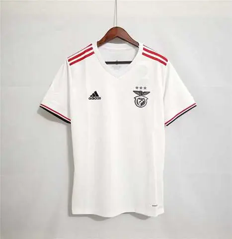 21-22 Benfica third