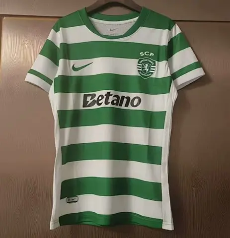 25-26 Sporting Lisbon home woman jersey