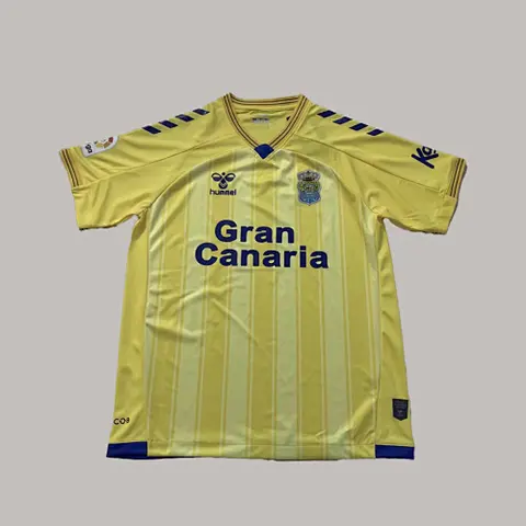 21-22 Las Palmas home