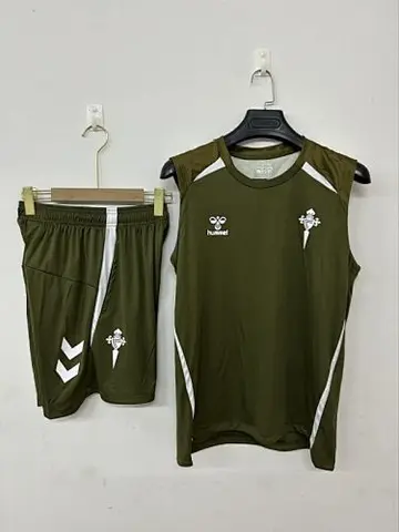 Celta Vigo 2025/26 Dark Green Vest Suit