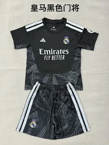 2026/27 Real Madrid Black Goalkeeper Kids Kit Jerseys Size 16-28