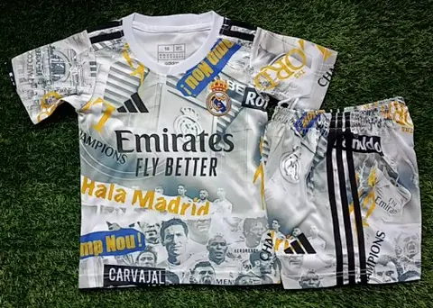 Ensemble de football enfant 25-26 R MAD spécial