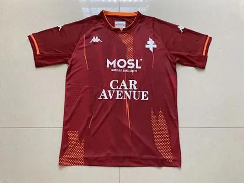 21-22 Metz rouge domicile
