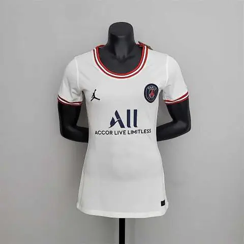 21-22 PSG fourth woman