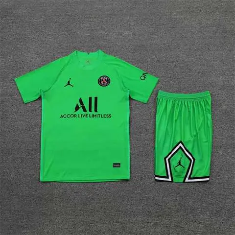 21-22 PSG green goalkeeper