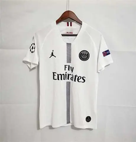 Retro PSG Jordan white 18_19