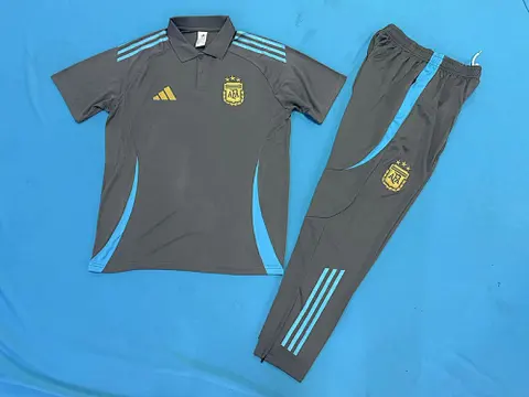 25-26 Argentina black POLO suit
