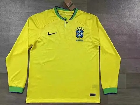 2022 Brésil domicile à manches longues