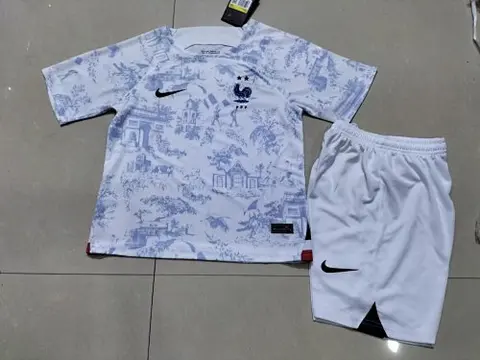 2022 France away kids kit
