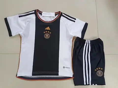 2022 Germany home kids kit