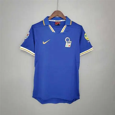 1996 Italy home