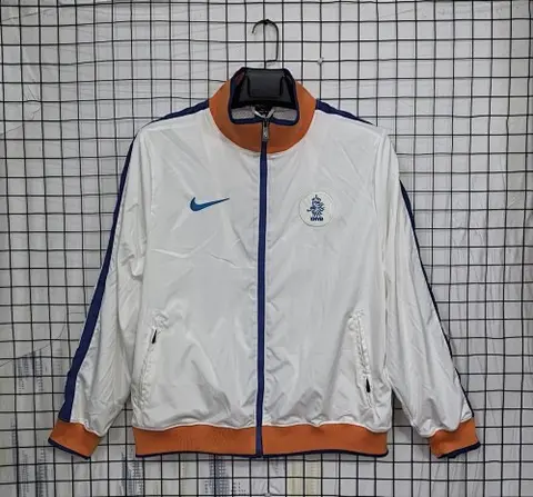 10/11 Netherlands White Retro Windbreaker