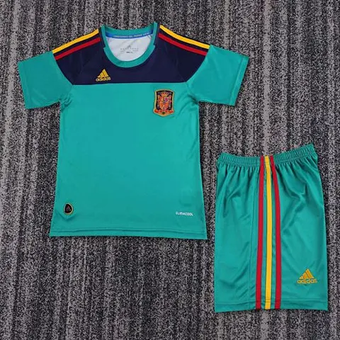 2010 Spain blue goalkeeper retro kid kit