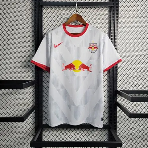 23-24 RB SALZBURG Bull rouge édition spéciale