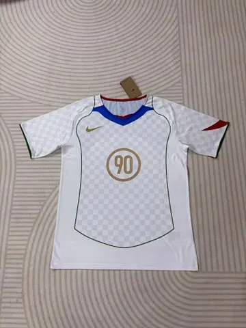 NIKE 90 white MODEL