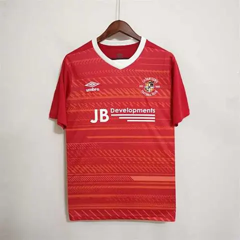 21-22 Luton home