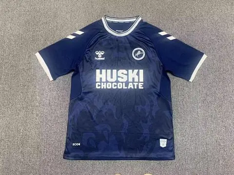 22-23 Millwall home