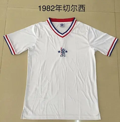 1982 CHE away white