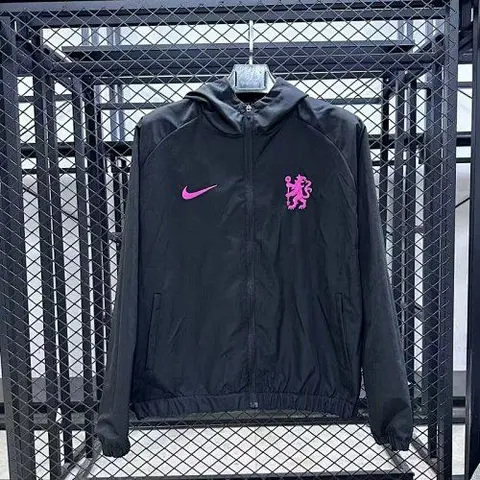 25-26 CHE black windbreaker