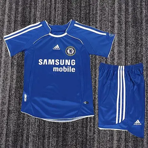 Ensemble de football enfant Chelsea bleu — 2006-07 · Domicile · Rétro · tailles 16–28