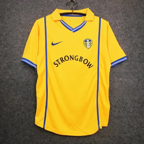 Retro Leeds United yellow 00_01