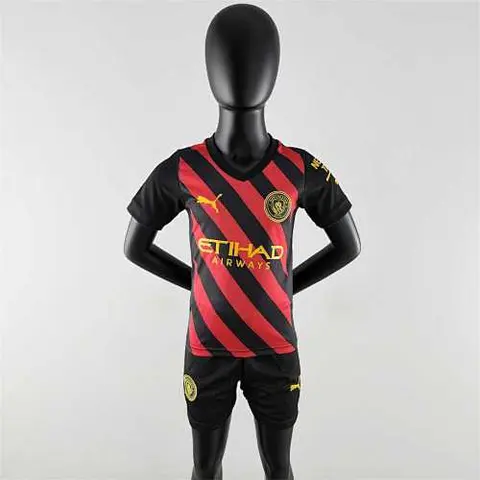 22-23 MCI away kids kit