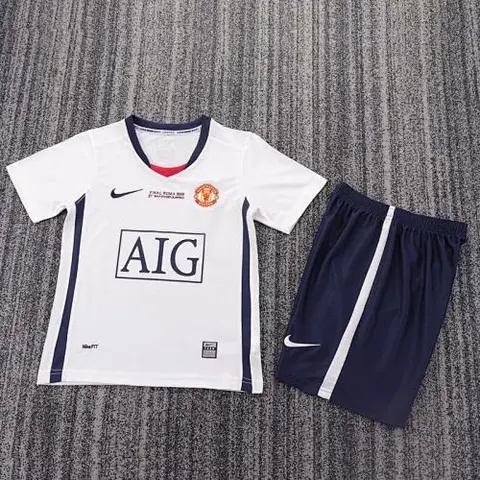 08-09 MNU away ucl final kid kit