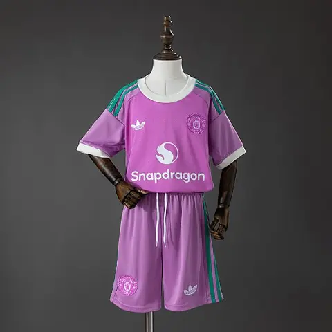 2026/27 Manchester United Purple Goalkeeper Kids Kit Soccer Jersey 16-28