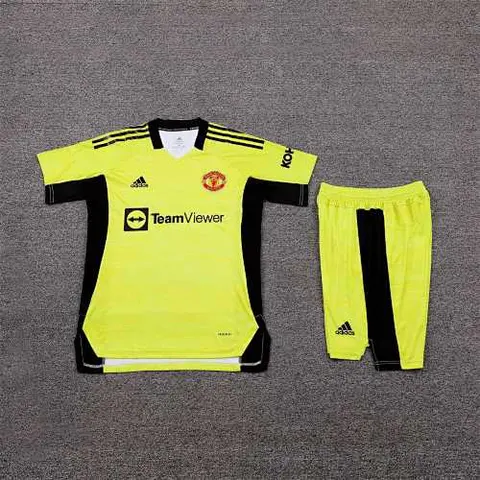 21-22 MNU green goalkeeper