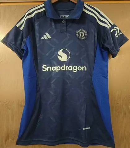 24-25 MNU away woman soccer jersey