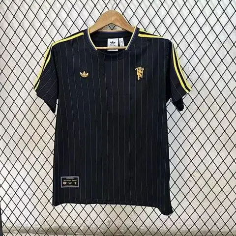 25-26 MNU Black retro Model Jersey