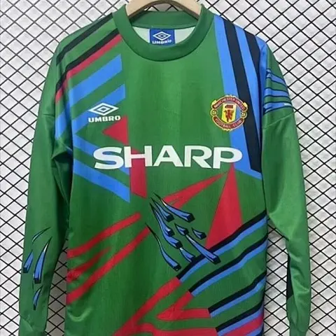 92-93 Retro Manchester United Goalkeeper Long Sleeve Kit