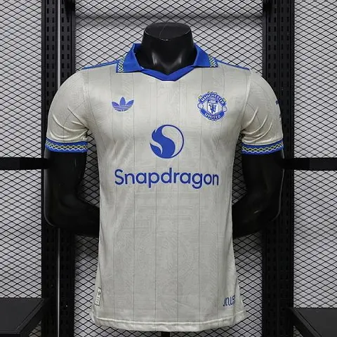 Manchester United 2025/26 White Retro Version Player Version Jersey S-2XL