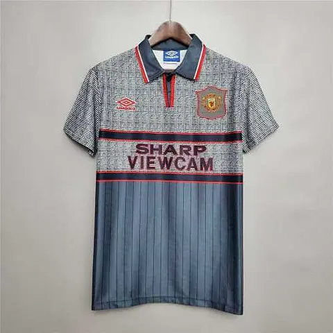 Retro MNU away 94_96